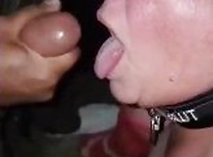 Amcık (Pussy), Karı, Oral seks, Üstüne/yüzüne boşalma, Kocaman yarak, Toplu cinsel ilişki, Vajinadan sızan sperm, Dolgun güzel kadın, Grup sex, Sürtük