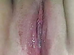 My wife&#039;s creamy orgasm