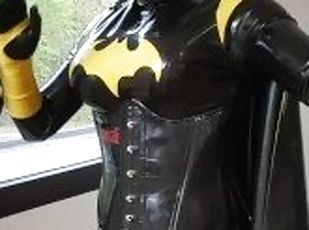 Easter Fetish Meeting 2022 - Batgirl Latex Cosplay Part 1/3 (Fetish only)