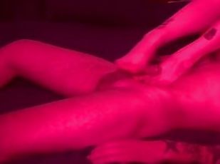 Mastubasi, Amatir, Cumshot (keluarnya sperma), Gambar/video porno secara  eksplisit dan intens, Handjob (seks dengan tangan wanita pada penis laki-laki, Kaki, Fetish (benda yang dapat meningkatkan gairah sex), Aktivitas seksual dengan melibatkan kaki untuk meningkatkan gairah sex, Berambut cokelat, Tato