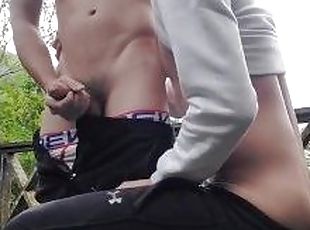 Asiatique, En plein air, Public, Amateur, Fellation, Ejaculation sur le corps, Énorme bite, Gay, Branlette, Musclé