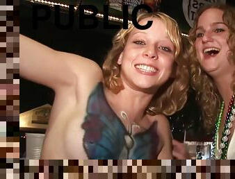 Chelsea Local Girl Eating Pussy In Public In A Bar - Small tits