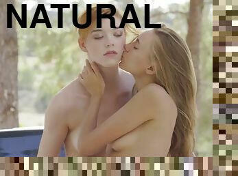Blondes in natural beautiful oral sex