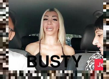 Jennyfer Stone shows her big ass and her pussy in the car - Big tits