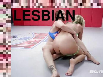 Bella rossi rough lesbian sex wrestling vs sophia grace