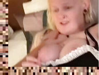 storatuttar, hembiträde, fitta-pussy, amatör, avsugning, fingerknull, blond, tuttar, fångad, hotell