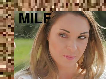 MILF bombshell incredible sex video