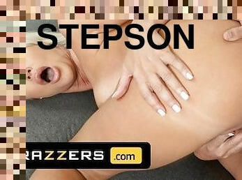Brazzers - London River Fucks The N.A.R.B Out Of Her Stepson Ricky Spanish & He Jizzes On Her Tits