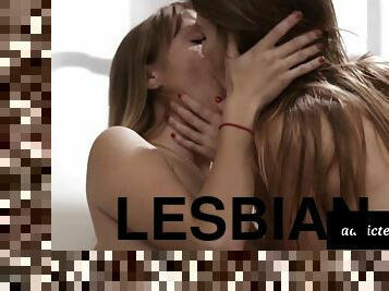 isot-tissit, orgasmi, pillu-pussy, lesbo-lesbian, sormettaminen, pitkät-sukat, nuori-18, luonnollinen, enkeli, rinnat