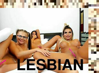 זקן, חתיכות, לסבית-lesbian, צעירה-18, בןבת-18, טבעי, מצלמת-אינטרנט, שובב, יותר-זקן, זקן-וצעיר