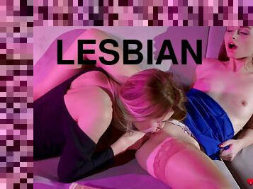 Lesbian cuties enjoy many bright face sitting pleasures