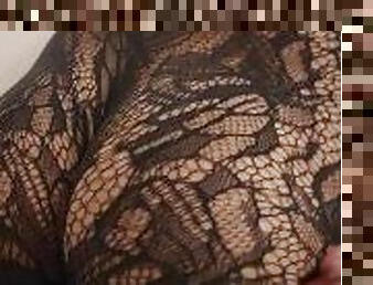 Femboy booty in laced fishnet leggings