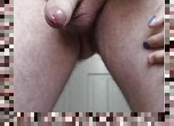 Shaving my pubes always gets me hard!