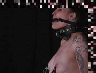 onani, orgasme, amatør, legetøj, bdsm, bundet, solo, kvælning, bondage, syrisk