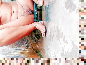 M A - Indian Mms Young School Girl Standin Pee And Hot Bath Viral Vidoe Sexy Dress