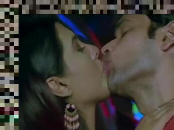 Geeta Basra And Emraan Hashmi Kissing And Sex Scene