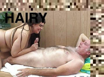 BBW mommy With Hairy Cunt Gets Fucked