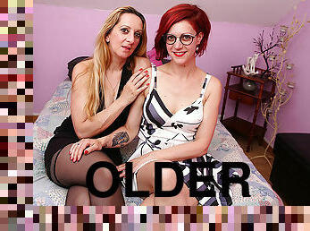 Two Older Lesbians Get Each Other Off - MatureNL