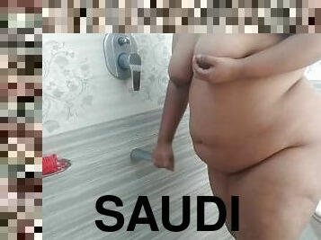 Saudi sexy Aunty has sex with bathroom tap - Big Tits & Huge Ass