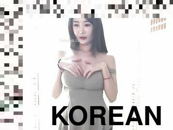 Stunning korean camgirl shows her big tits