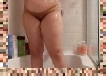 CHUBBY FAT BBW AAMIRA FAITH ARDALAN TAKING A SHOWER