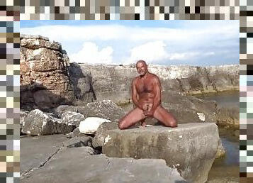 jerking on the rocks