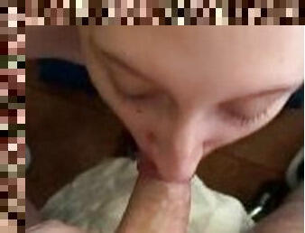 amatør, blowjob, cumshot, tenåring, hjemmelaget, deepthroat, par, pov, cum