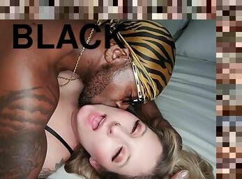 Shameless PAWG gets pounded by big black dick interracial sex