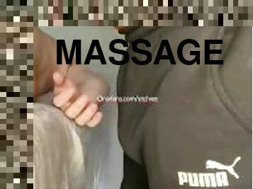 Wondering hands during a massage ???????????