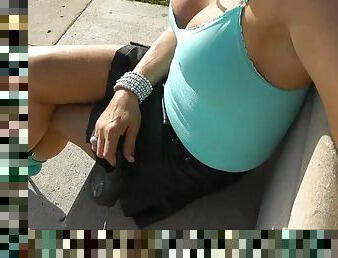 transsexuelle, mature, milf, salope, pute, jambes