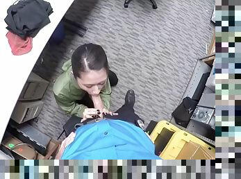 Shoplifting asian chick jade noir fucks security to avoid punishment