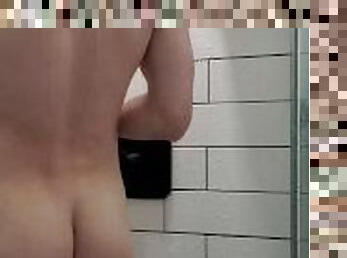 Peter Parker - Montreal Shower Tease