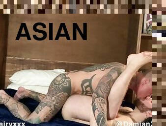 asiatisk, pappa, hårig, cumshot, gay, porrstjärna, farsan, muskulös, tatuering