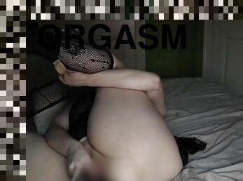 Hard Goth Orgasms While Plugged Teaser ????