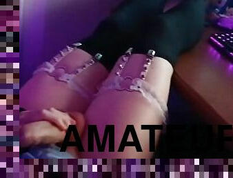 masturbation, shemale, amatör, cumshot, pov, sprut, brittisk, söt, ensam, mini-kjol