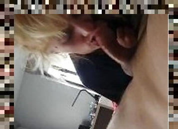 Dirty slut sucks and swallows her pussy off mn