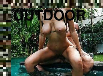 I Ride His Big Dick in the Pool & Got Hot Cum in My Pussy
