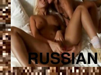teta-grande, russo, lésbicas, mulher-madura, adolescente, brinquedo, loira, irmã, morena