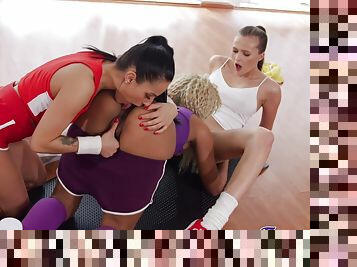 deporte, negra-ebony, interracial, lesbiana, con-los-dedos, trío, europeo, rubia, euro, morena