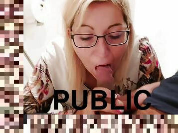 publik, amatör, gigantisk-kuk, milf, deepthroat, bbw, blond, toalett, sjukhus, kuk