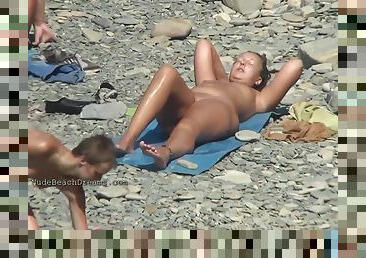 nudiste, en-plein-air, amateur, cam, plage, espion, voyeur, jeune-18, blonde, belle