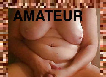 ma femme me branle et se masturbe , gros seins 1ere video 