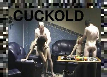 maxcuckold Swingers In Amateur Action