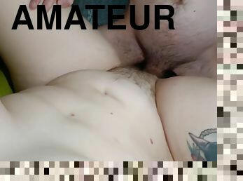 poilue, chatte-pussy, amateur, ejaculation-sur-le-corps, française, couple, point-de-vue, tatouage