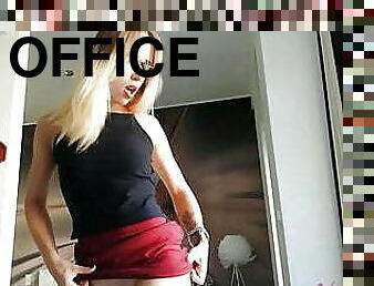 Guy Pussy Licking HR Manager In Office to Orgasm To Get A Jo