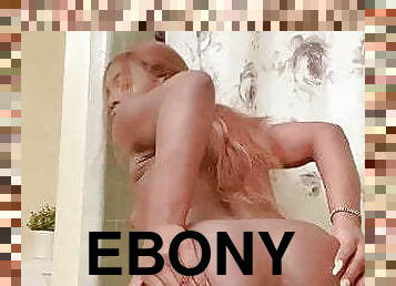 Sexy Ebony Tranny Babe