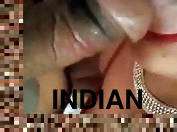 Indian wife sucking dick 