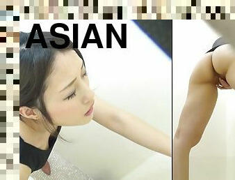 Pee fetish asian rubs