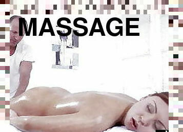 Georgeous massage babe fingered and fucked