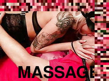 massagem, casting, bdsm, casal, beijando, loira, quarto, anjo, biquini, tatuagem